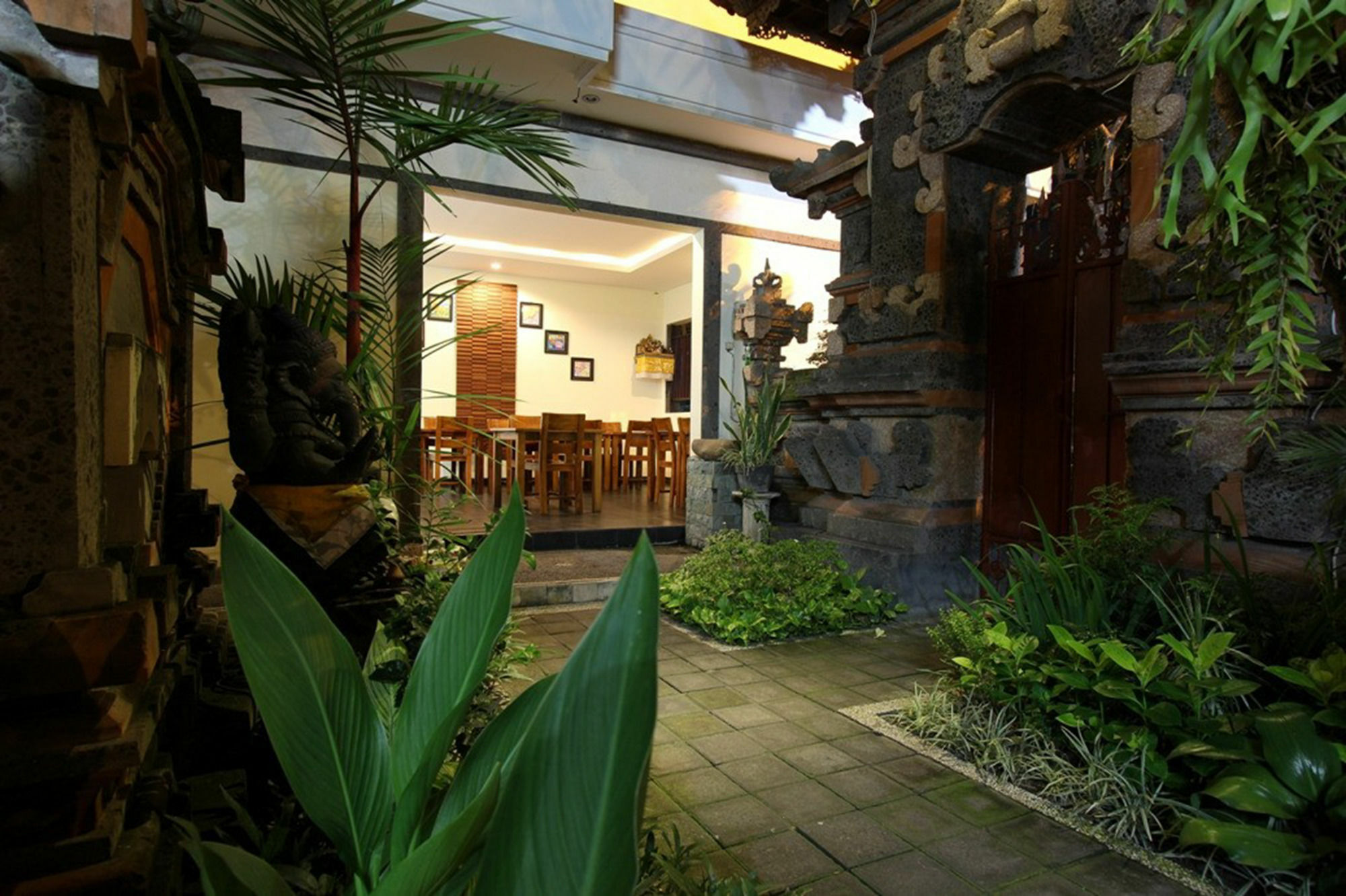 Surya Inn Kuta  Exterior photo